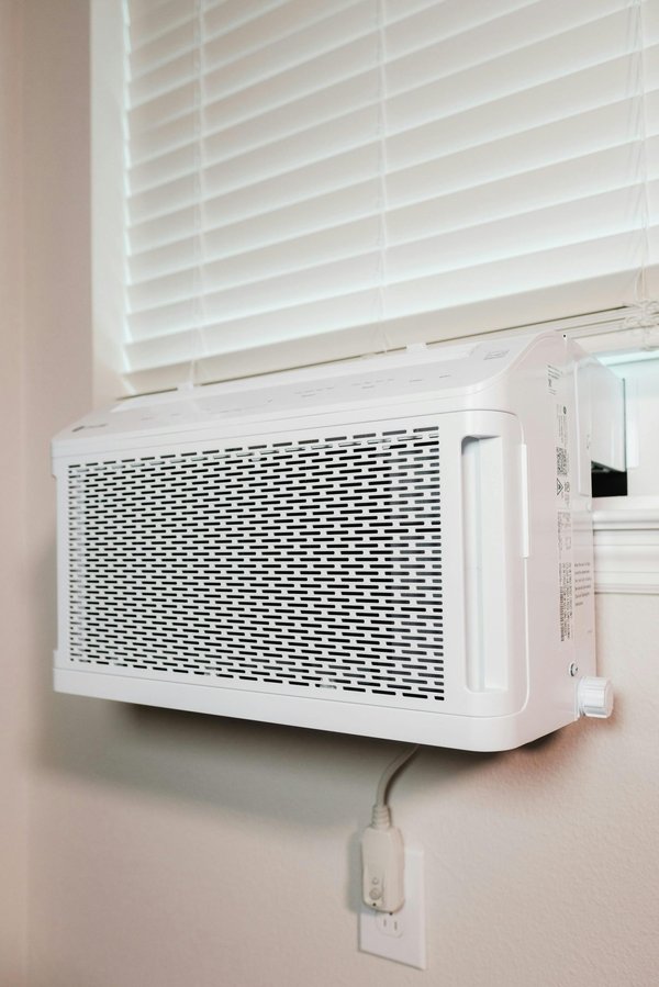 Ventilateur basse consommation : avantages d'utilisation et conseils d'achat